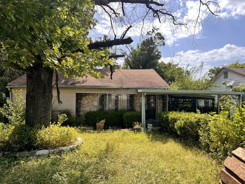 DFW home bought cash